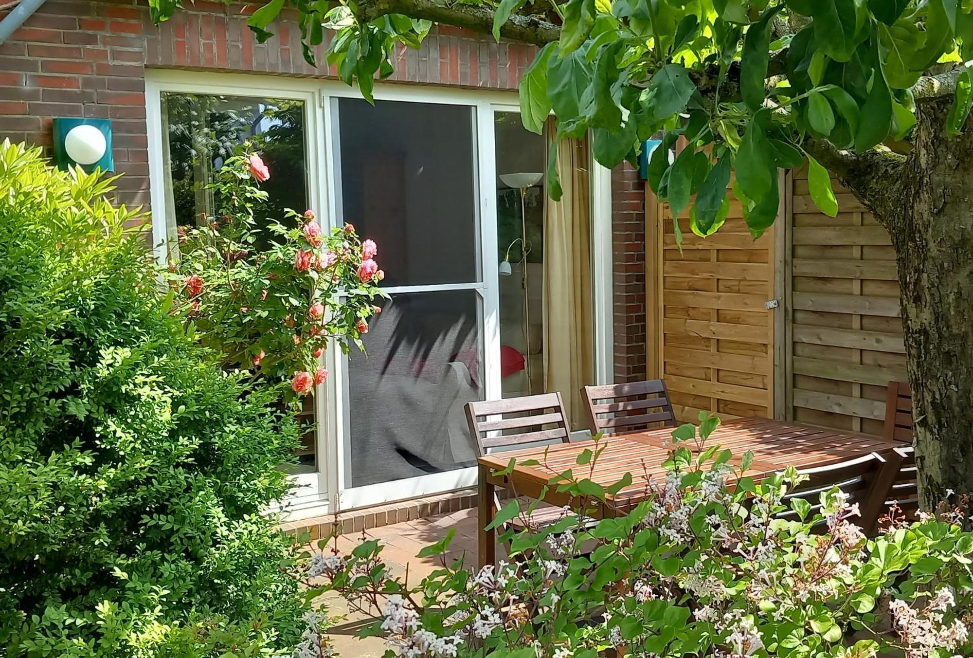 Apartament Am Apfelbaum Esens Zewnętrze zdjęcie